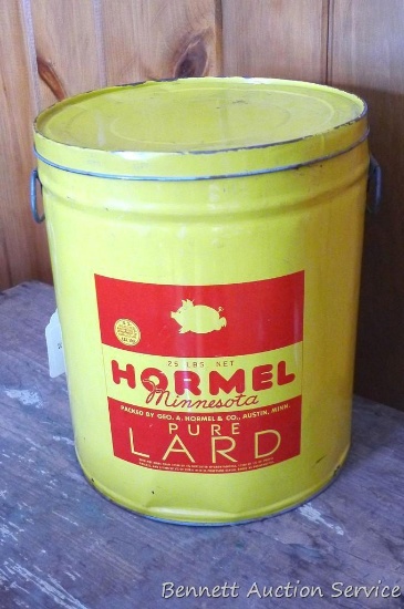 Hormel of Minnesota 25 lb Pure Lard tin is in very good shape. Stands approx. 11-1/2" tall.