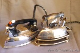 Vintage General Electric iron looks to be in very good condition. Neat old Montgomery Ward iron