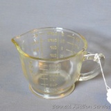 One pint Measuring and Mixing Cup is in great shape and very classy. No chips or cracks noted.