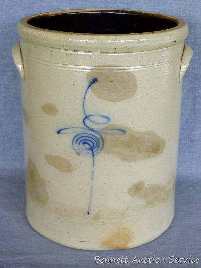 Six gallon salt glazed Red Wing stoneware crock with 'bee sting'. Piece is in overall good condition