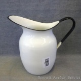 Enameled water pitcher stands 9-1/4