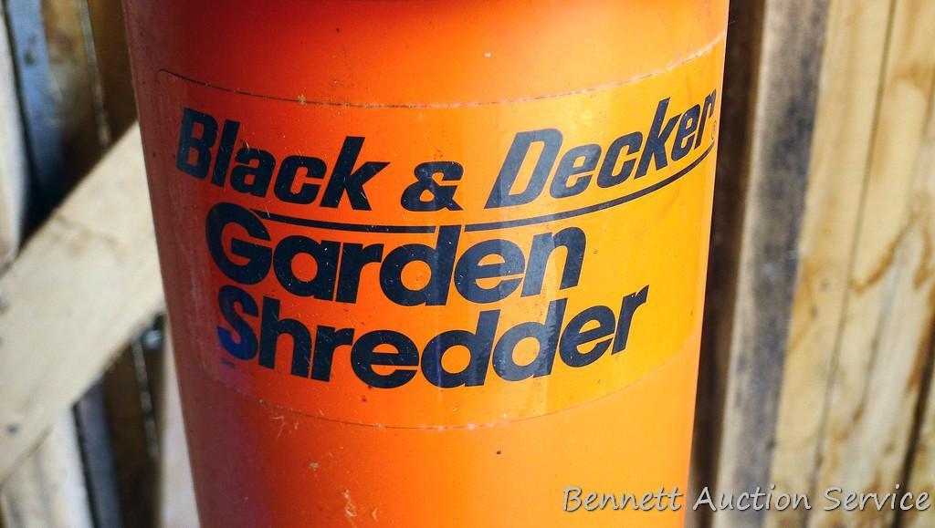 Black & Decker Garden Shredder looks to be in