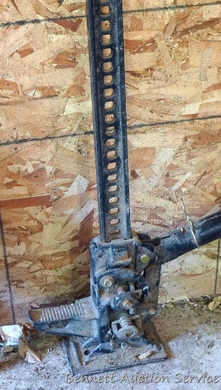 Hi-Lift Handyman's jack stands 52" tall. Appears in good shape but needs lubrication.