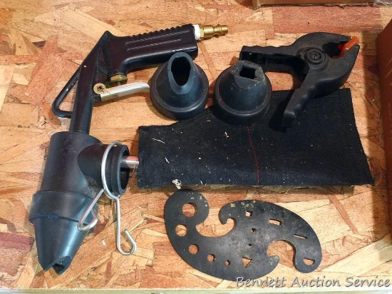 Air Spot Blaster has extra tips and more.