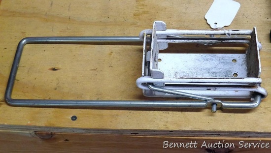Metal can crusher 14" long x 5".