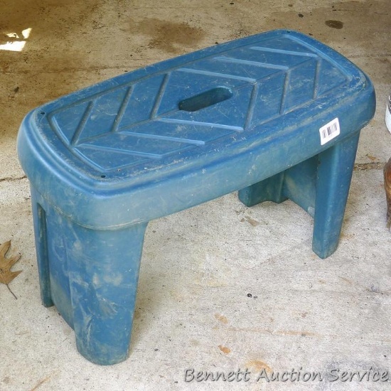 Plastic step stool 24" x 11" x 16" tall. Sturdy, good shape.