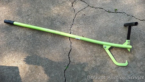 Timber jack is over 4' long. Handle is prebent, so you don't have to do it.