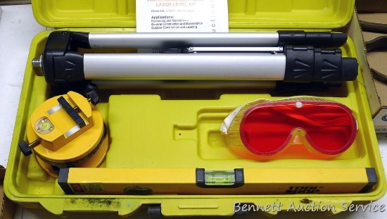 Tool Shop Professional Multi Beam Laser Level kit. Includes plastic carrying case. Appears used very