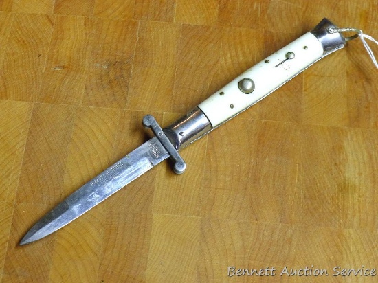 Must be a Wisconsin resident to purchase. Rizzuto Estileto Milano switch blade knife is 8-1/2" long.