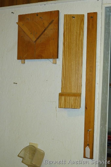 Homemade woodworking jigs for picture frames and more.