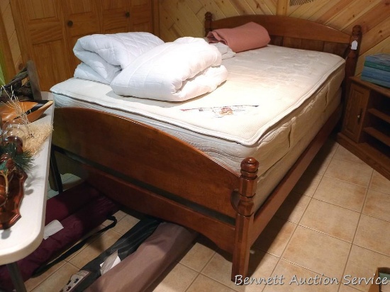 King Koil PostureBond full size mattress and box spring with wooden bed frame. Comes with mattress