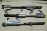 Strut spring compressors 12