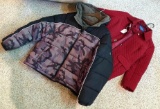 Artic Quest camo jacket size men's large with hood. Zipper works good. Jacket is in nice shape;