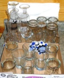 Two boxes of bar glassware up to 10