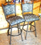 Pair of sturdy steel framed swiveling bar, bistro or coffee shop stools. Stand 45