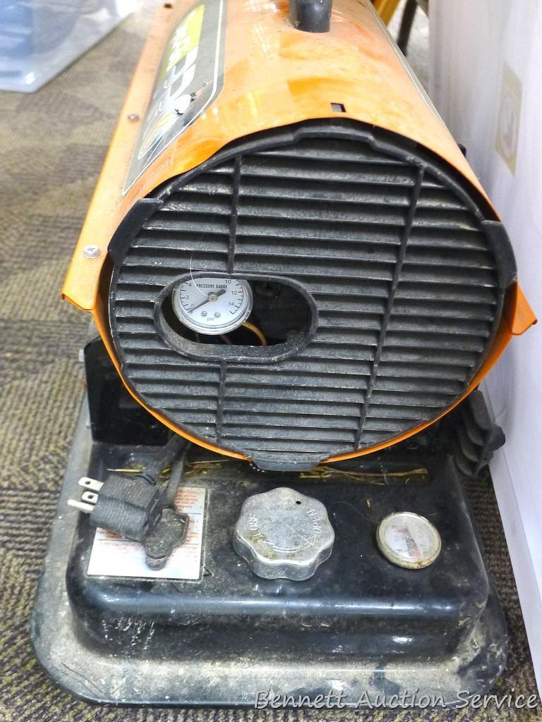 Dyna-Glo Pro 75,000 BTU heater. Uses Kerosene, | Proxibid