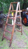 6' wooden step ladder in decent condition.