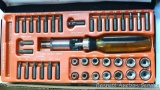 41 piece ratchet screw driver set includes torque bits, slotted bits, phillips, sockets and more.
