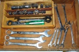 Metric combination wrenches; ratchet/wrench/socket set.