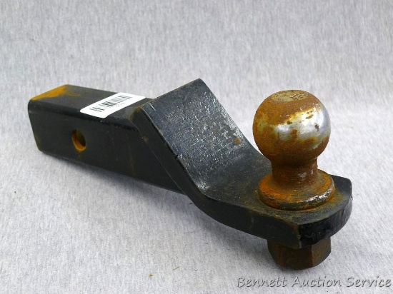 2" receiver hitch has a 3" drop and a 1-7/8" ball.