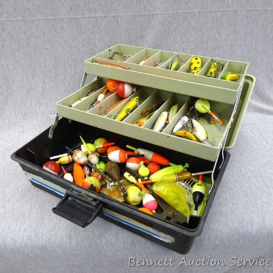 Sportfisher tackle box with two trays comes with lures, bobbers, more. Largest bait is approx 6".