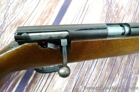 Savage Mark I youth bolt action .22 rifle. 19" barrel has a shiny bore with good rifling. Receiver