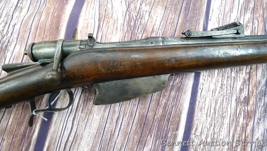 Italian Vetterli M1870/87/15 rifle is marked at breech of barrel Torino 1878. Barrel and stock