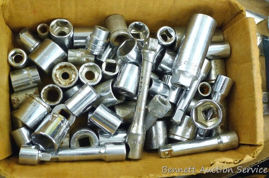 Craftsman, Thorsen, Blackhawk and other metric and standard sockets, see pictures. Look to fit a
