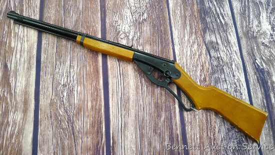 Daisy Model 1938B Red Ryder BB gun cocks and discharges. Nice and sound.
