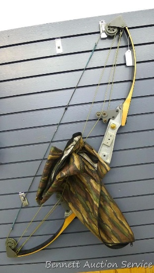 Bear Polar II compound bow, total length is 50", comes with peep site, arrow rest, magnesium handle,