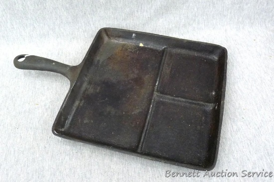 Wagner Ware Sidney, O bacon and egg cast iron breakfast skillet No. 1101 L. 9" across.