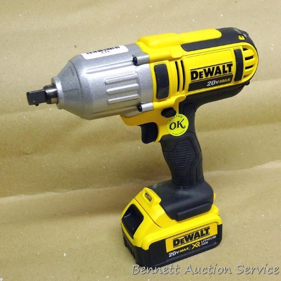 DeWalt 1/2" Cordless Impact Wrench DCF889. Comes with 20V lithium ion battery. Works.