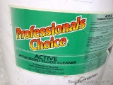 Active powdered floor cleaner. Bucket is mostly full, smells great.