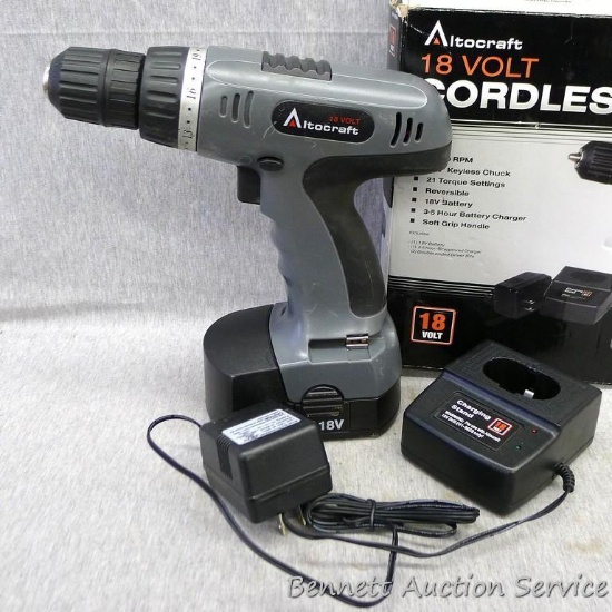 Altocraft 18 volt cordless drill, charges and works.