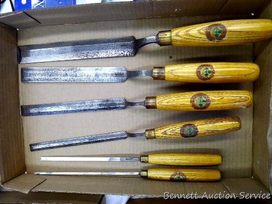 Marples & Sons cranked neck paring chisel set made in Sheffield, England. Largest is 1-1/2" x 16.