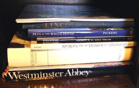 Large coffee table books: Lincoln, Pets at the White House, Westminster Abbey, Michelangelo & more.