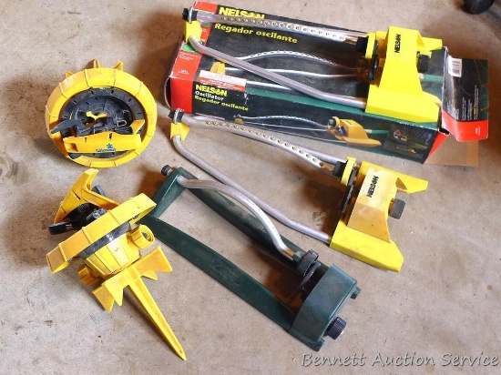 Nelson oscillating sprinkler, NIB; plus four other sprinklers.