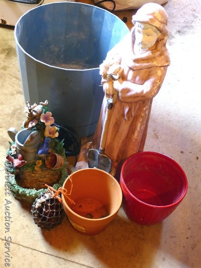 2' garden statue; a little fountain and two planters.
