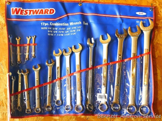 Complete set of SAE standard combination wrenches, 1-1/4" to 1/4".