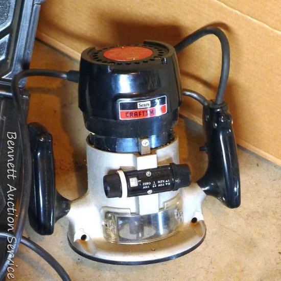 Craftsman ball bearing router with micro-adjust base, owner's manual and hard case.