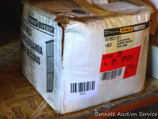 Stanley Bostitch 16D .131 plain shank collated nail, 2,000 pieces.