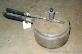 Antique Flex-Seal kettle model 206 made in Chicago, IL is 6-1/2