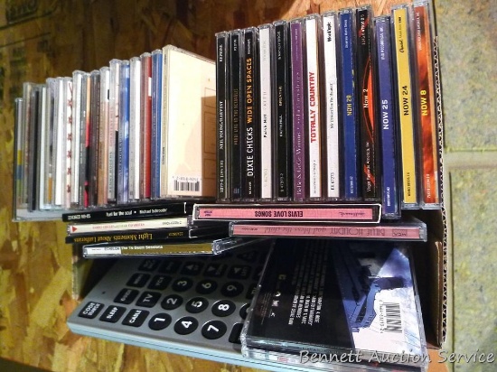 Assorted CDs including Elvis Presley, Kelly Clarkson, Dixie Chicks, Totally Country, James Taylor,