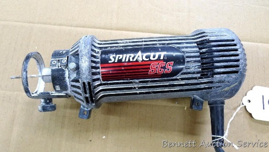 RotoZip SpiraCut SCS drywall router, model SCS01, runs.