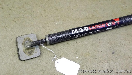 Adjustable Keeper Cargo Bar.