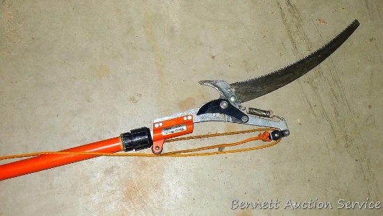 Shear Magic extendable pruning pole with fiberglass handle extends to 12'
