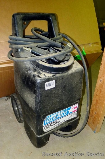 Campbell Hausfeld 120 lb sand blaster incl hose and gun and is 10" x 12" x 27" tall, untested.