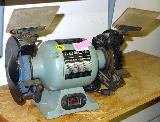 Delta 1/4 HP 6" bench grinder model 23-680 with grinding stone & wire brush. Runs.