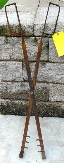 Metal fire pit tongs 46" long opens up to 20".