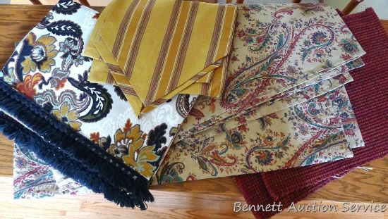 Large tablecloth has a nice neutral vintage pattern, measures 5' x 9'6"; also two table runners and